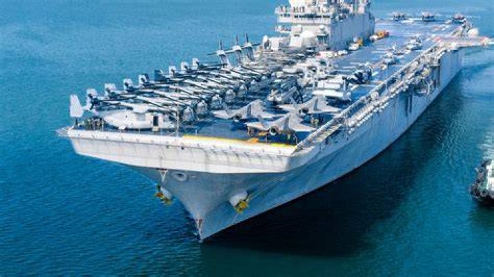Do aircraft carriers have stabilizers?