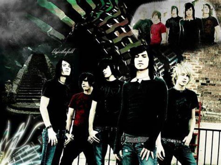 When did Craig mabbitt leave blessthefall?